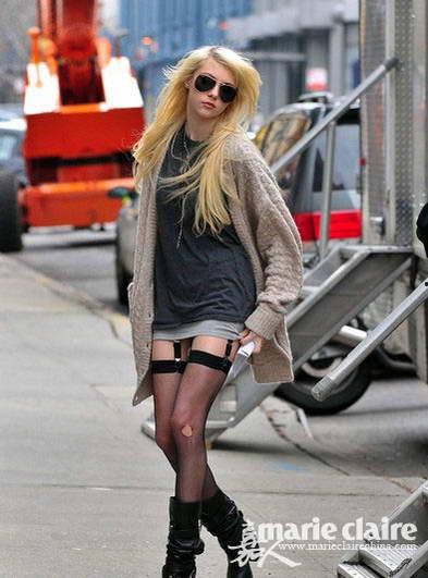 丝袜熟女阿姨动图,性感魅力一触即发