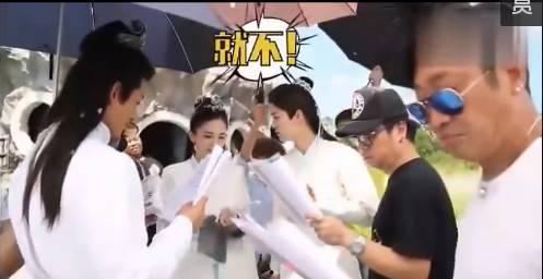 明星拍戏趣事,明星拍戏那些逗趣瞬间大盘点